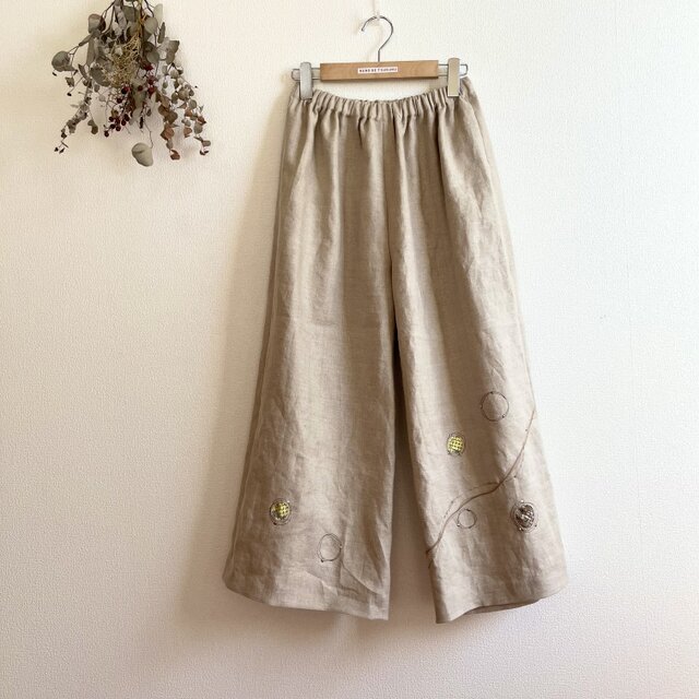 麻のワイドパンツ2025　薄ベージュ