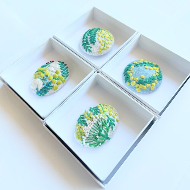 ミモザとレースフラワーの刺繍ブローチ・botanical#352 | iichi 日々の