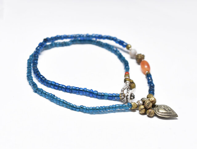 瑪瑙　エッジドカーネリアン ビーズ  2000年前の物 エッジドカーネリアン・古代ビーズ｜マライカ公式通販