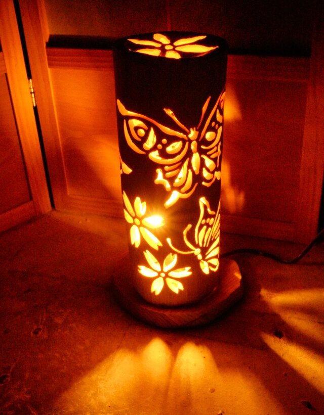 ◇全面彫◇竹灯り・竹あかり・竹灯籠 ～～ 癒しの灯り ☆蝶々