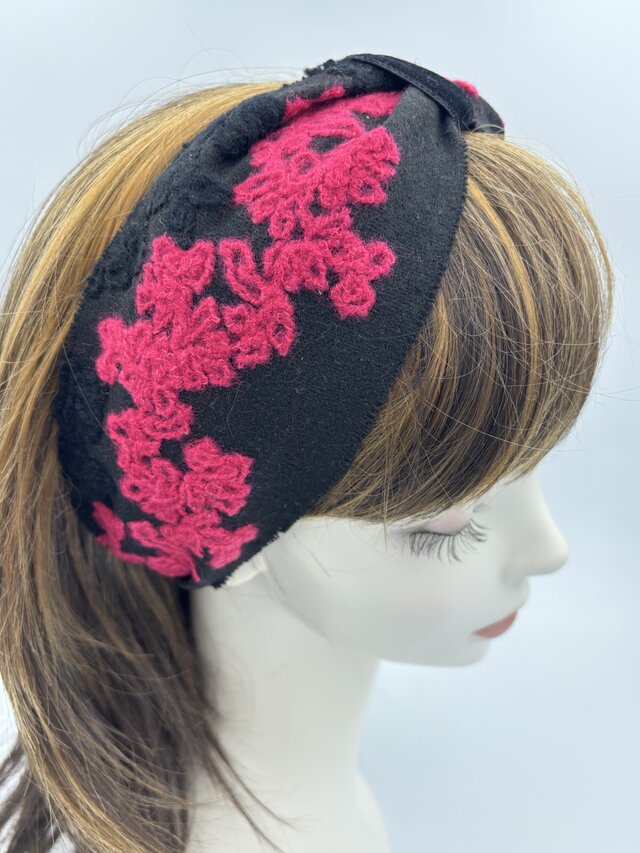 ⭐️capella⭐️《再販》大人のあなたへ　起毛ウールにふわふわ刺繍のリボン風ターバン　普段使いからパーティまで