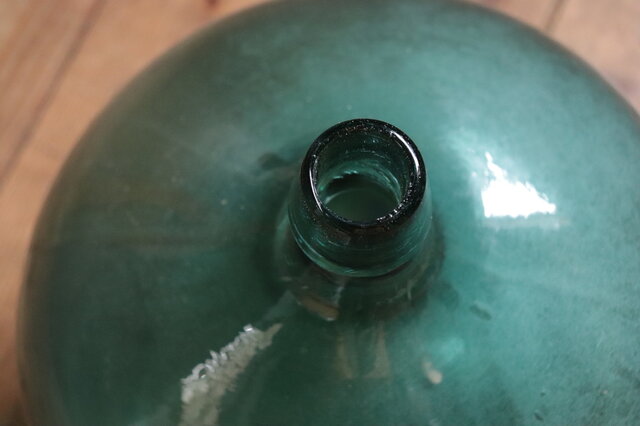 【ビンテージ美品】デミジョンボトル　当時物　爽やかグリーン antique-demijohn-bottle-