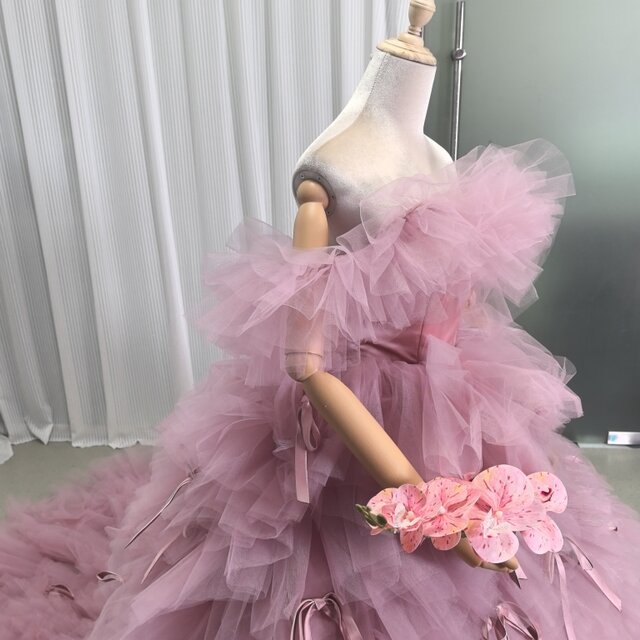 カラードレス ピンク オフショルダー プリンセスライン リボン