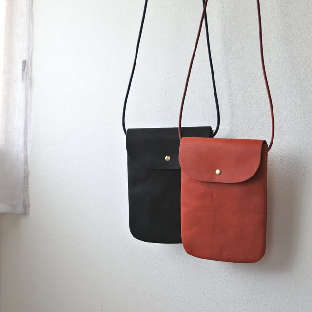 革のたてながポシェット（ブラウン）