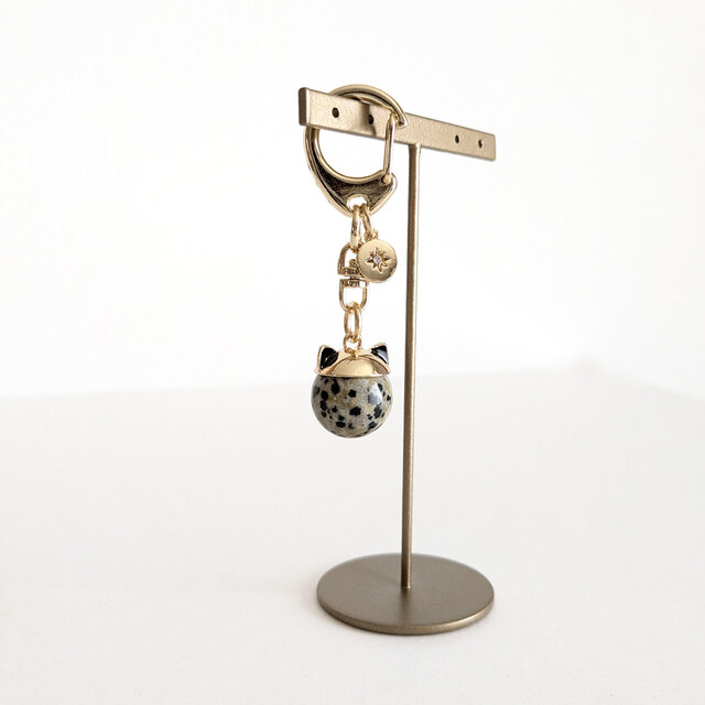 【みゆママ様】1032天然石　トパーズ　ファーボール　じゃれ猫　レジン　チャーム みゆママ様】1032天然石トパーズファーボールじゃれ猫レジンチャーム