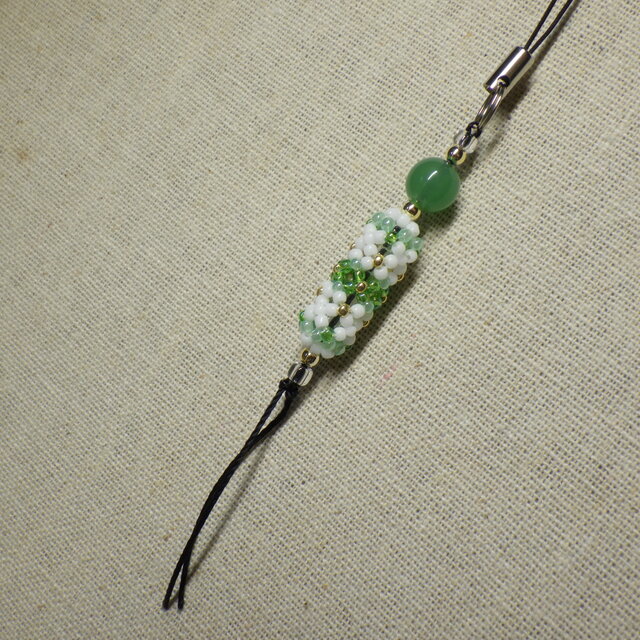 ＜天然石シリーズ＞「アベンチュリン」ストラップ（緑色系/金具：銀色）