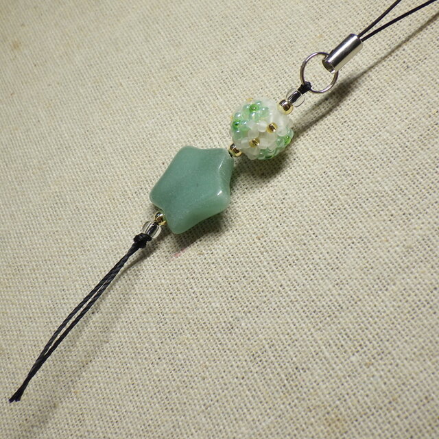 ＜天然石シリーズ＞「アベンチュリン」ストラップ（緑色系/金具：銀色）