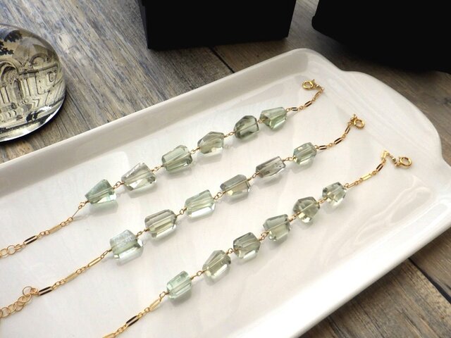 天然石のブレスレット□ Shining Stones □ タンブルカット グリーン