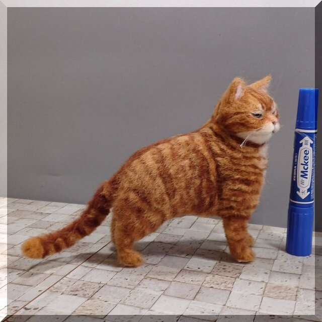 羊毛フェルト 猫 茶トラ ブローチ