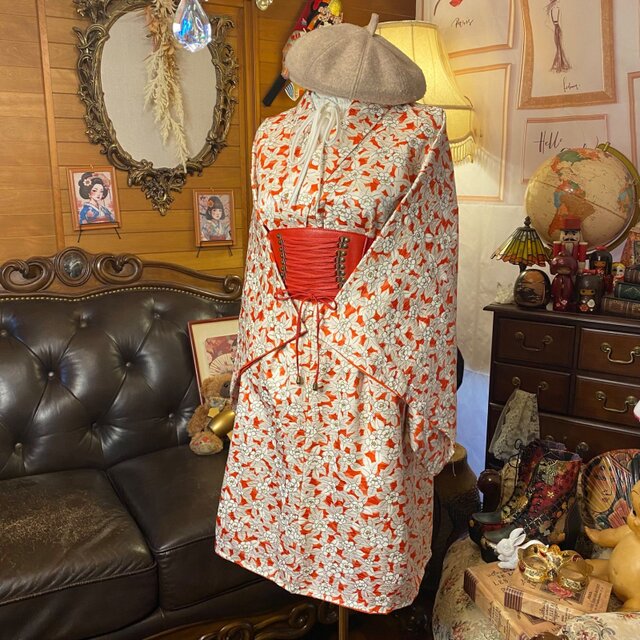 着物リメイクセットアップ ツーピース 2部式 和洋折衷 鮮やかな朱色に