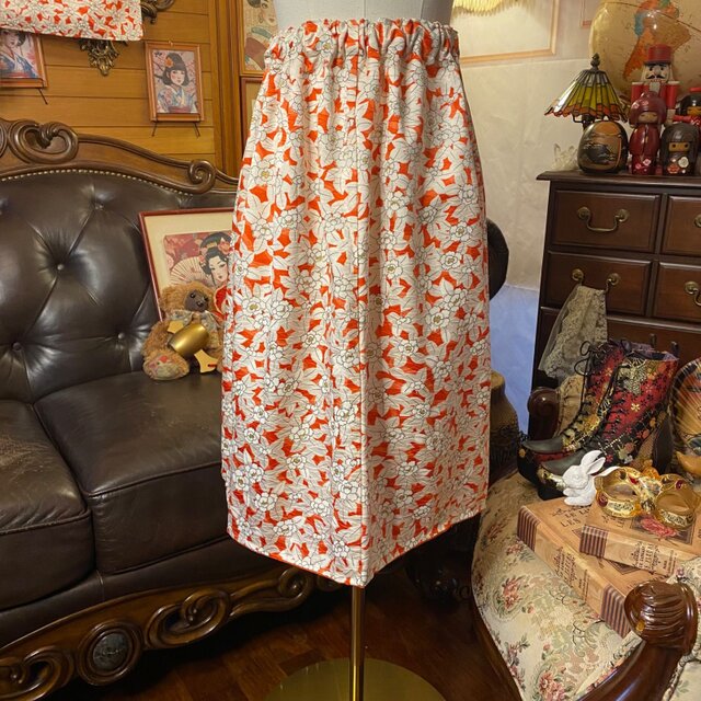 専用ページ 着物リメイク×モダンデザイン　和洋の調べを纏う特別な一着 和洋折衷 レトロ 古着 長襦袢 着物 和 モダン ハンドメイド