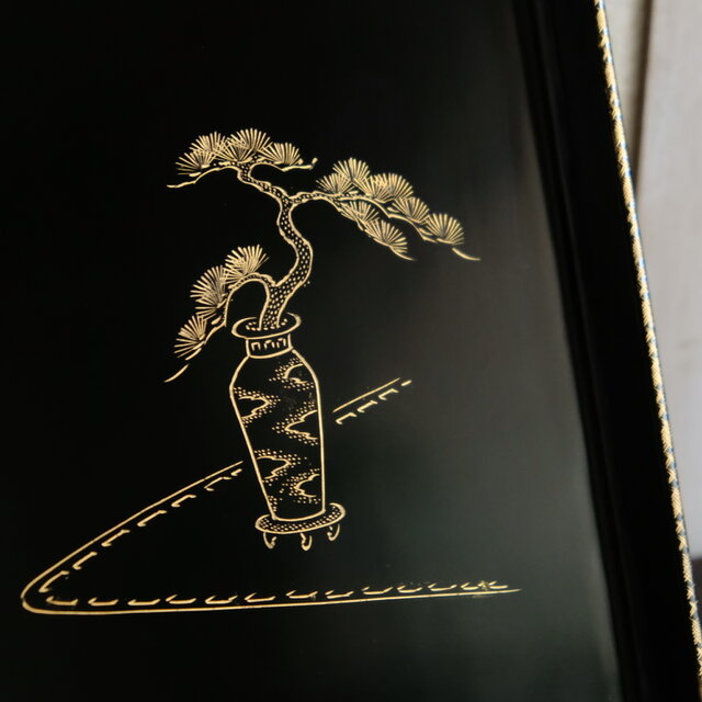 花器に松の一輪挿し◇古輪島塗 漆芸黒塗沈金四方脚付き膳 盆 漆器 骨董