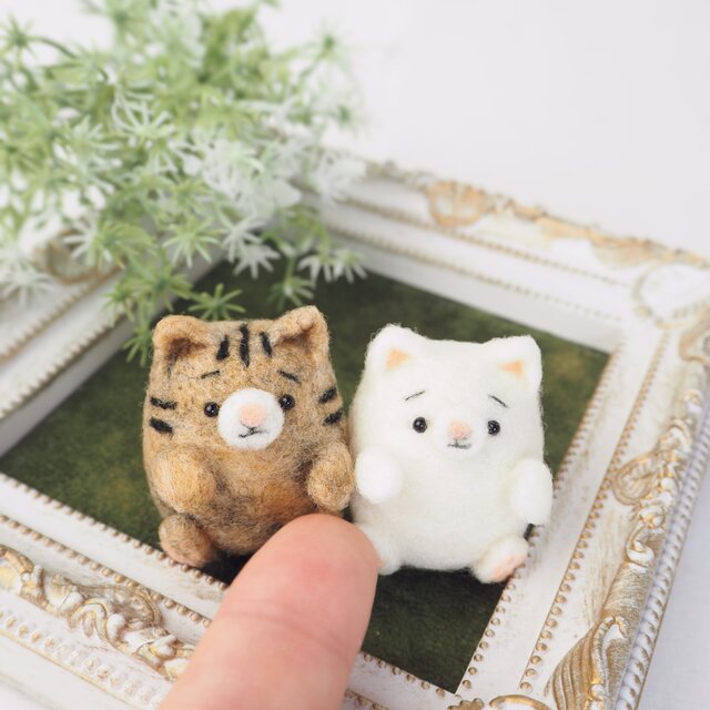 受注製作】まゆねこの赤ちゃん単色(白ねこ・黒ねこ・ロシアンブルー