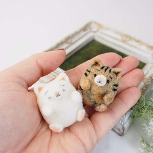 受注製作】まゆねこの赤ちゃん単色(白ねこ・黒ねこ・ロシアンブルー