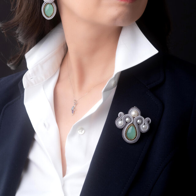 ブローチ　ネックレス　クリソプレーズ　淡水パール　２way　ソウタシエ　１点物