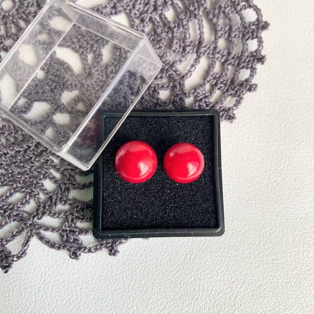 紅玉の一滴～大粒赤サンゴのひと粒ピアス | iichi 日々の暮らし