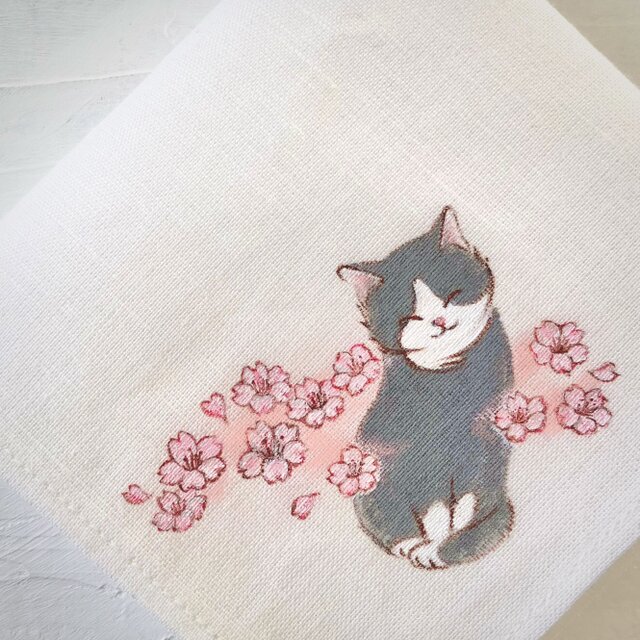 受注制作『桜と猫のお花見』手描きコットンリネン大判ハンカチ ランチクロス お弁当包み　ハチワレ猫　グレー猫