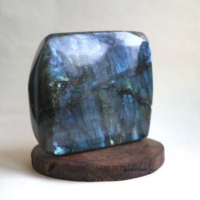 ラブラドライト原石 170