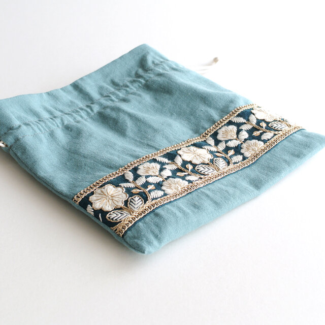 インド刺繍リボンの巾着ポーチ 青緑 | iichi 日々の暮らしを心地よく