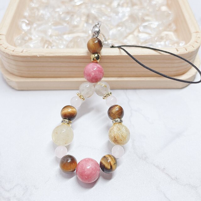 【女性の欲張りストラップ♪仕事も家庭も友情も◎】ロードナイト・ルチルクォーツ パワーストーン天然石 ストラップ No796S