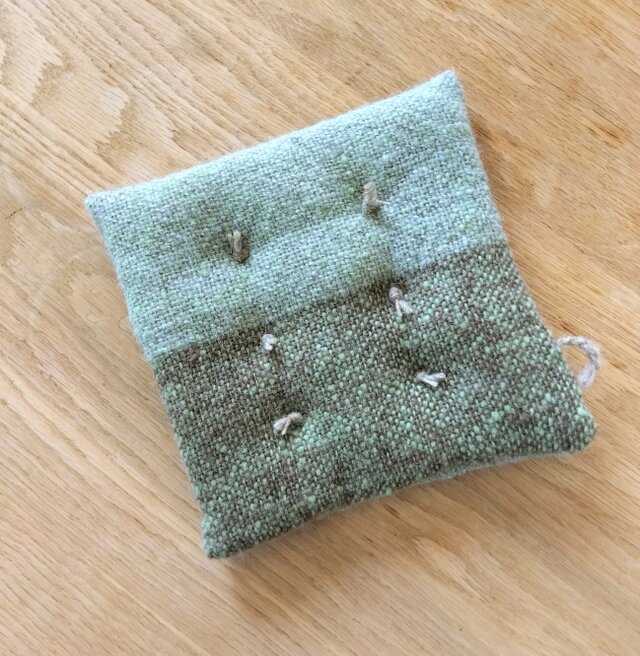 【ホームスパン】羊のポットマット#04