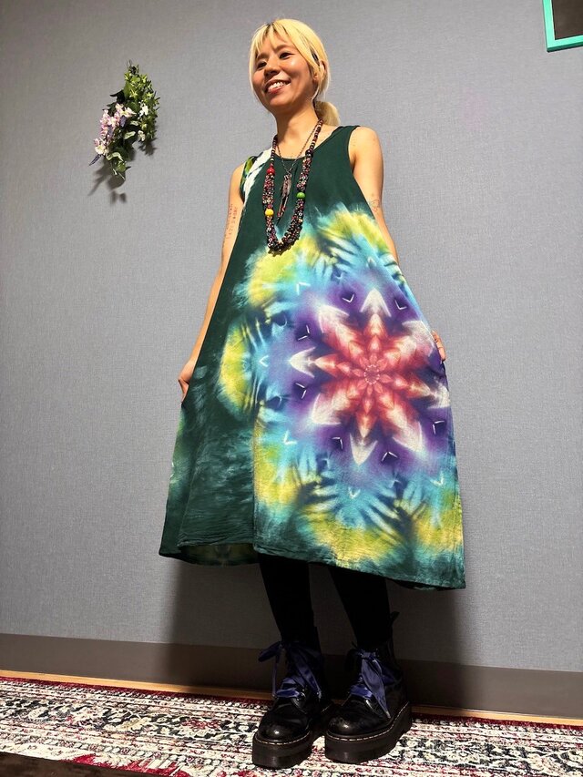 タイダイ ノースリーブワンピース ダークグリーン 美しい幻想的なスノーフレイク HD23-35