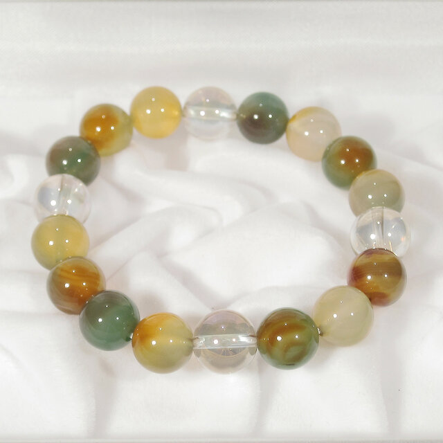 クジャクメノウとシャンパンオーラのブレスレット（カラフル、孔雀瑪瑙）