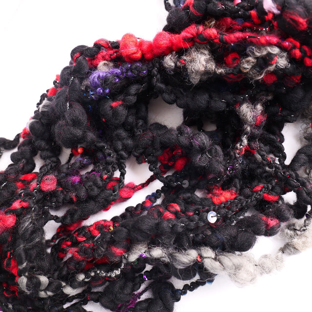 羽ばたく吸血蝙蝠｜手紡ぎ糸｜87g/18m