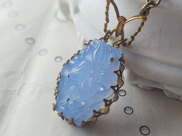ヴィンテージ 淡く涼し気なBlue・アールヌーボーflower／蝶の
