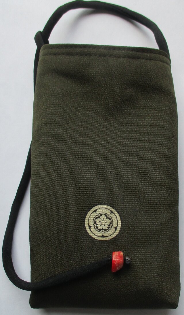 ８１５１　黒留袖で作ったスマホポーチ#送料無料