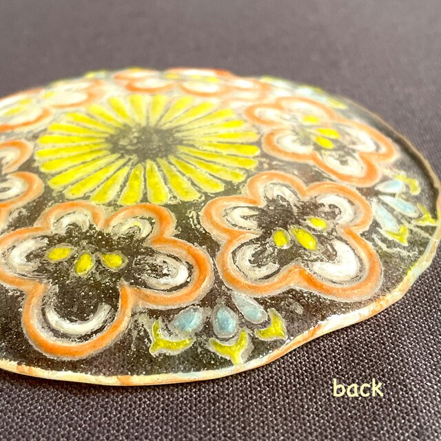 ハンドメイド　ガラス飾皿 ガラスの小皿 梅皿 | iichi 日々の暮らしを心地よくする