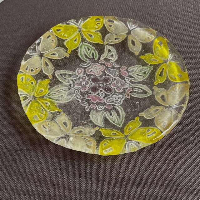 ガラスの小皿　紫陽花蝶皿