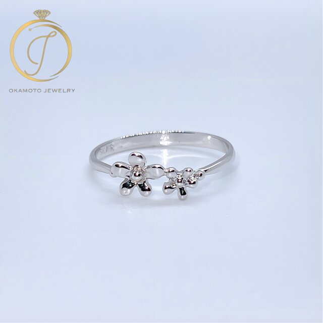 twin flower ring.(ピンキーリング可)