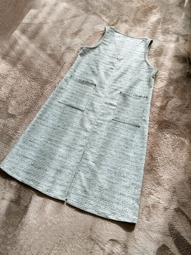 上品コットンツィードVネックジャンバースカート