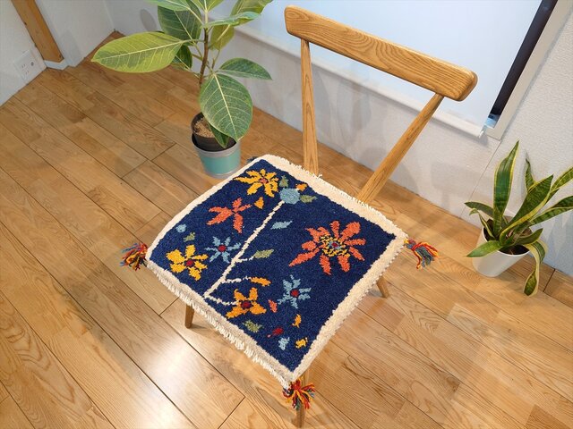 ペルシャ　ギャッベ ミニマット　38×37 茜色　太陽　ラクダ ギャッベ(ギャベ)なら｜魔法のじゅうたん仙台｜通販