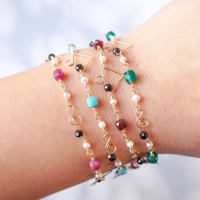 【音符ブレスレット】「音の粒」ガーネット ターコイズ ルビー グリーンオニキス パール 誕生石 14kgf