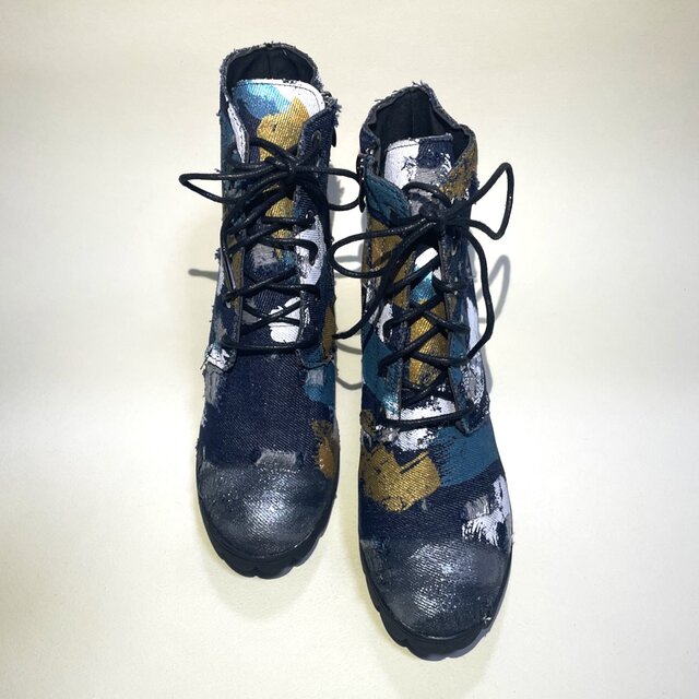 美脚ダメージ加工ペイントブーツ (ブルーデニム) | iichi 日々の