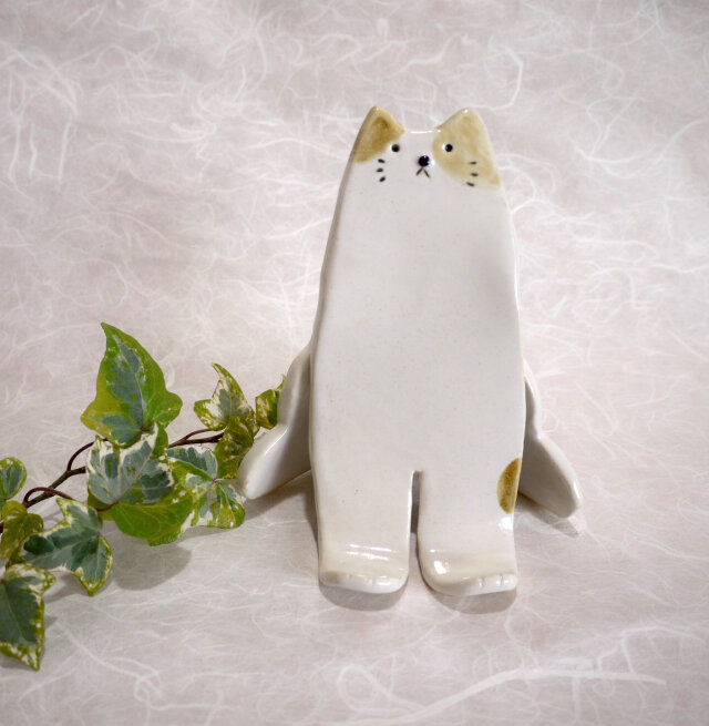 ニャンコのスマホスタンド