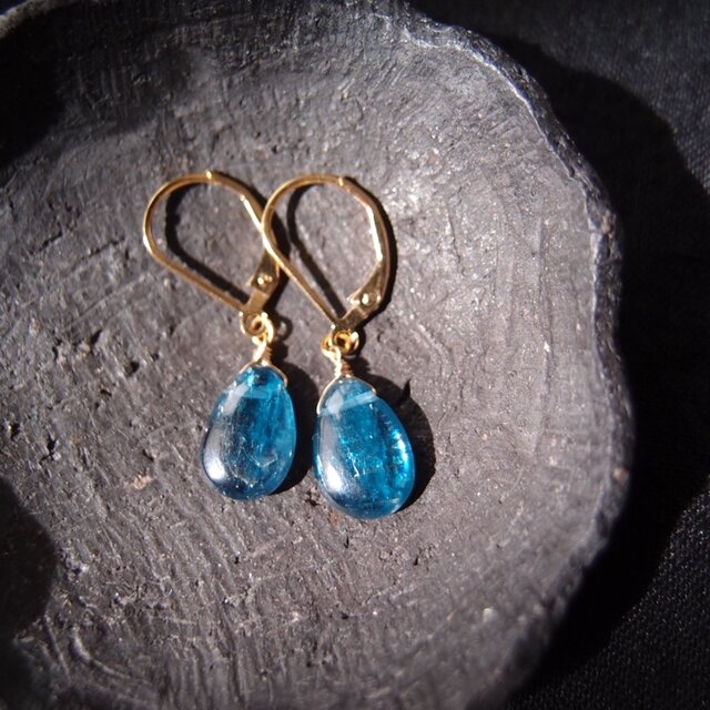 K14gf】Deep Blue Kyanite Drop Earrings／ディープブルーカイヤナイト