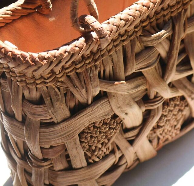 山葡萄 蔓 バック かご 籠 職人の手作り 着服 山葡萄 かごバッグ