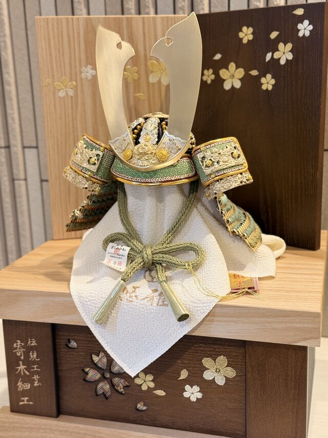 松刀（しょうとう）6号兜 寄木細工（よせぎざいく）収納飾り | iichi