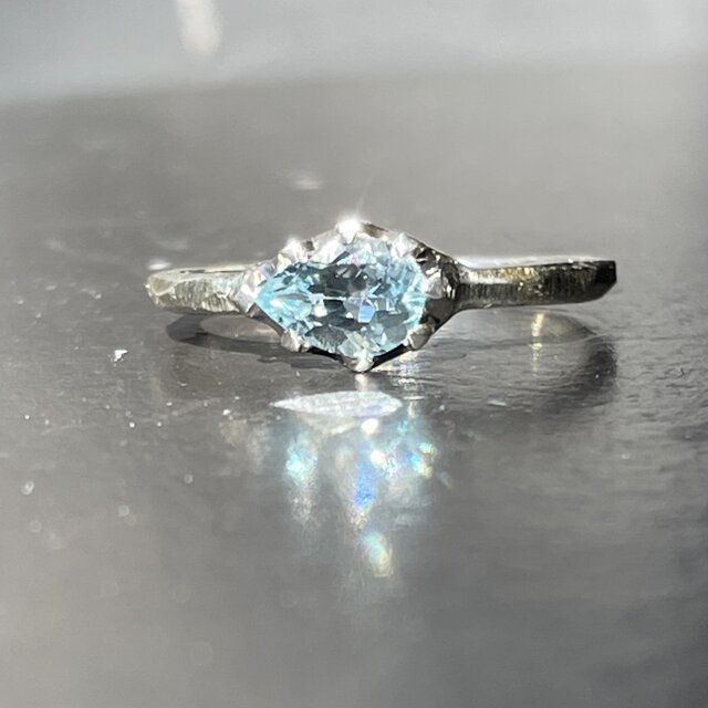 アクアマリン　しずく　5×7　フェミニンな爪留め　シルバーSV925リング