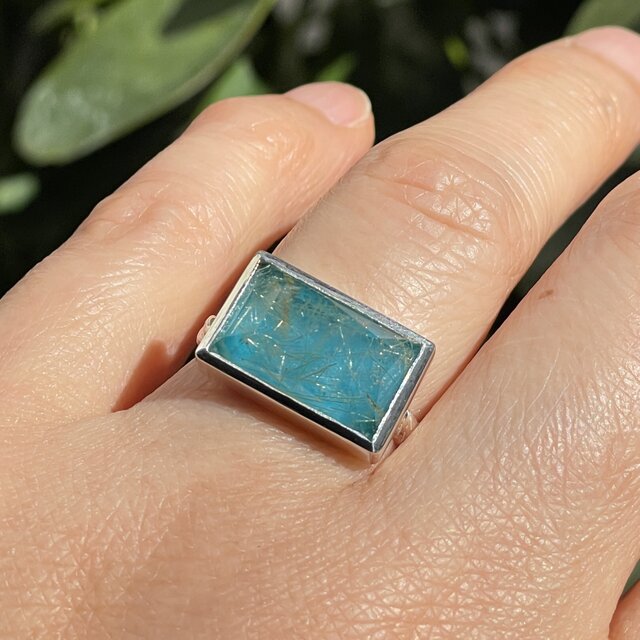 ルチルクォーツ × ターコイズ ダブレット 長方形 立体的なカット