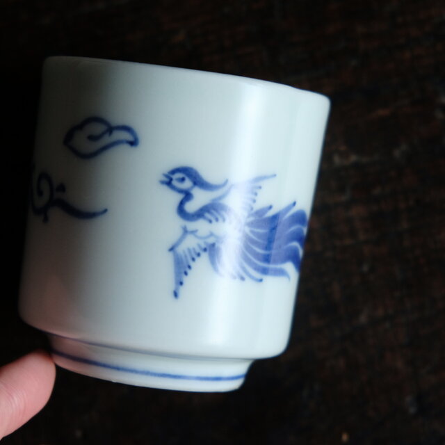 日々の暮らしのお供◇味のある絵付け。瀬戸焼 花鳥文染付湯呑み 骨董