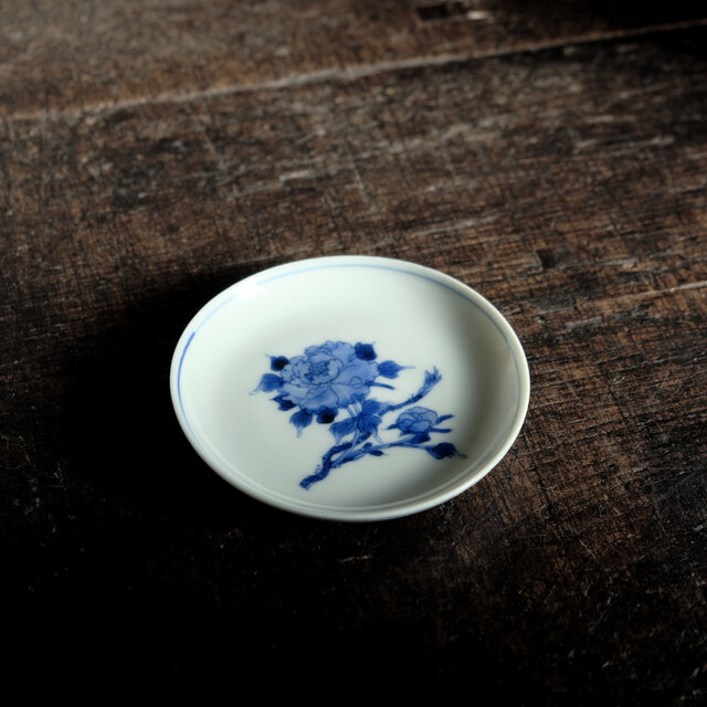 青で芍薬◆伊万里　花文染付小皿　骨董・antiques 丁寧な暮らしに。古民家 古道具　江戸末期