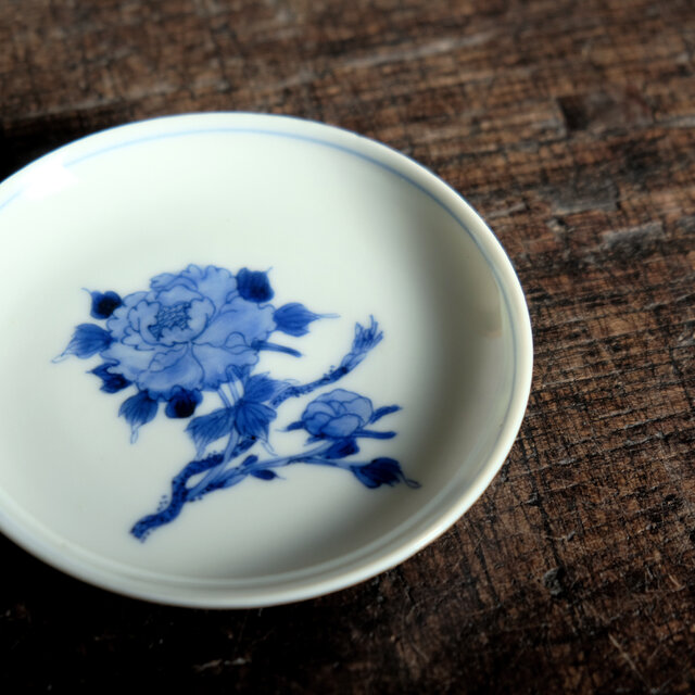青で芍薬◇伊万里 花文染付小皿 骨董・antiques 丁寧な暮らしに。古