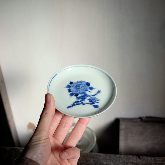 青で芍薬◇伊万里 花文染付小皿 骨董・antiques 丁寧な暮らしに。古