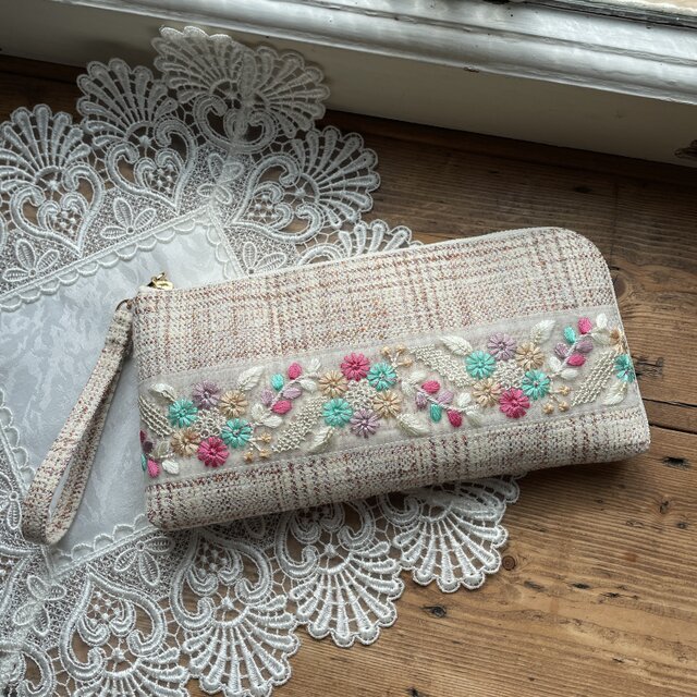 L字長財布・インド刺繍リボン(ベージュ系ツイード)
