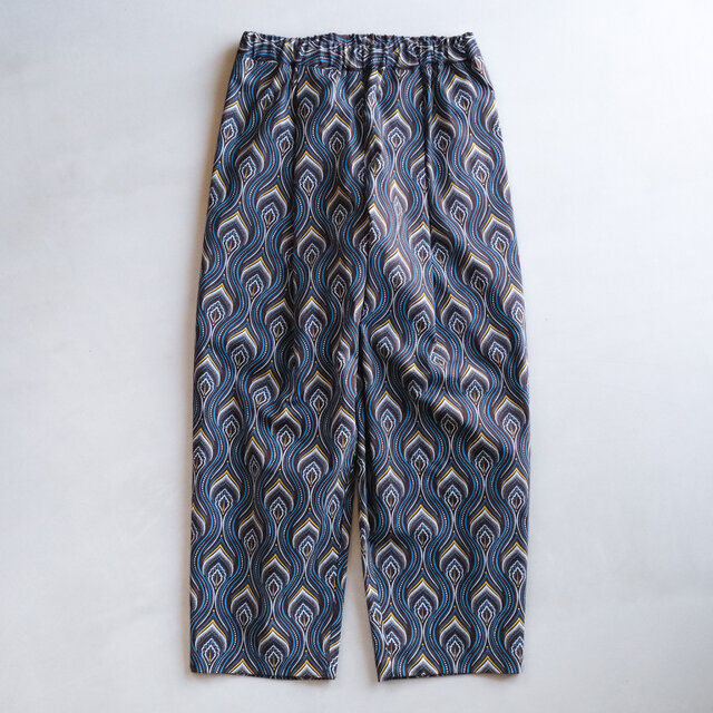 シュエシュエファブリック　タックパンツ　Shweshwe Brown