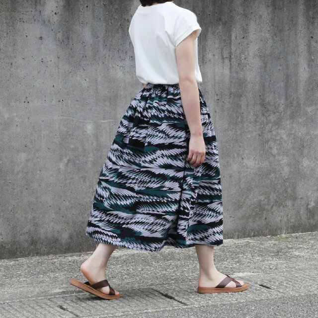 受注制作】アフリカ布のギャザースカート（ さざ波 ）アフリカン